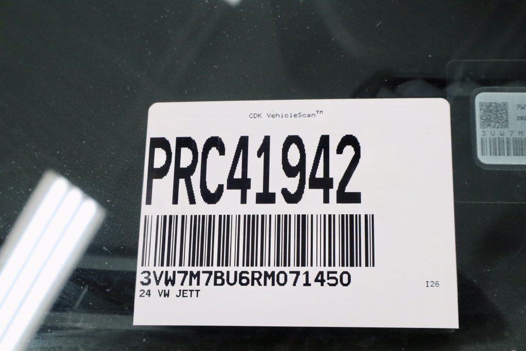 Used 2024 Volkswagen Jetta SE FWD image 35