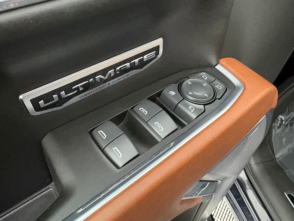 Used 2023 GMC Sierra 1500 Denali Ultimate image 13