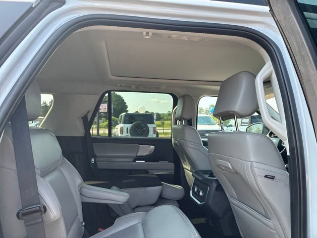 Certified 2025 Ford Expedition Active AWD/4WD image 74