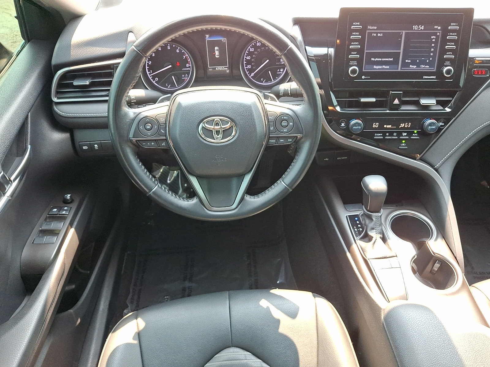 Used 2022 Toyota Camry SE w/ Carpet Mat Package (TMS) FWD image 12
