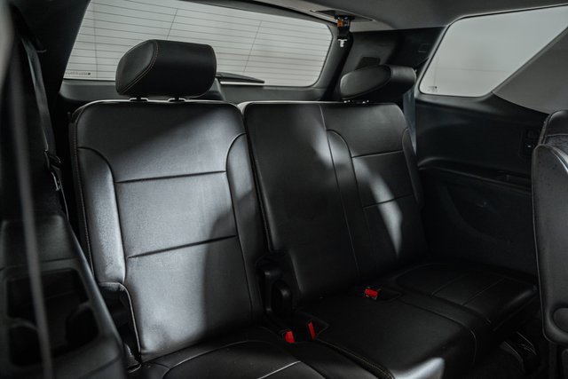 Used 2020 Chevrolet Traverse Premier w/ Redline Edition image 38