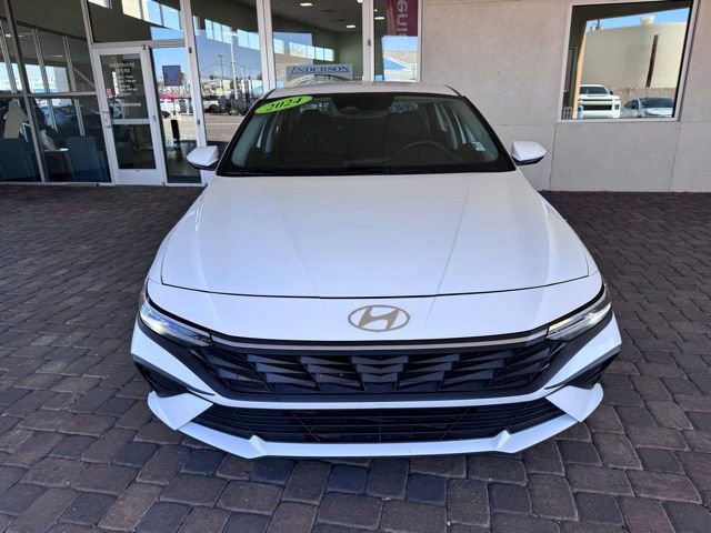 Used 2024 Hyundai Elantra SEL image 8