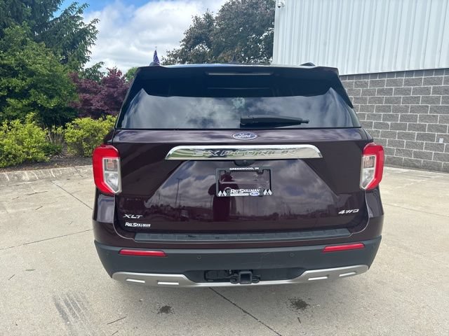 Certified 2023 Ford Explorer XLT w/ Equipment Group 202A AWD/4WD image 8