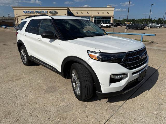 Certified 2023 Ford Explorer XLT w/ Equipment Group 202A AWD/4WD image 18