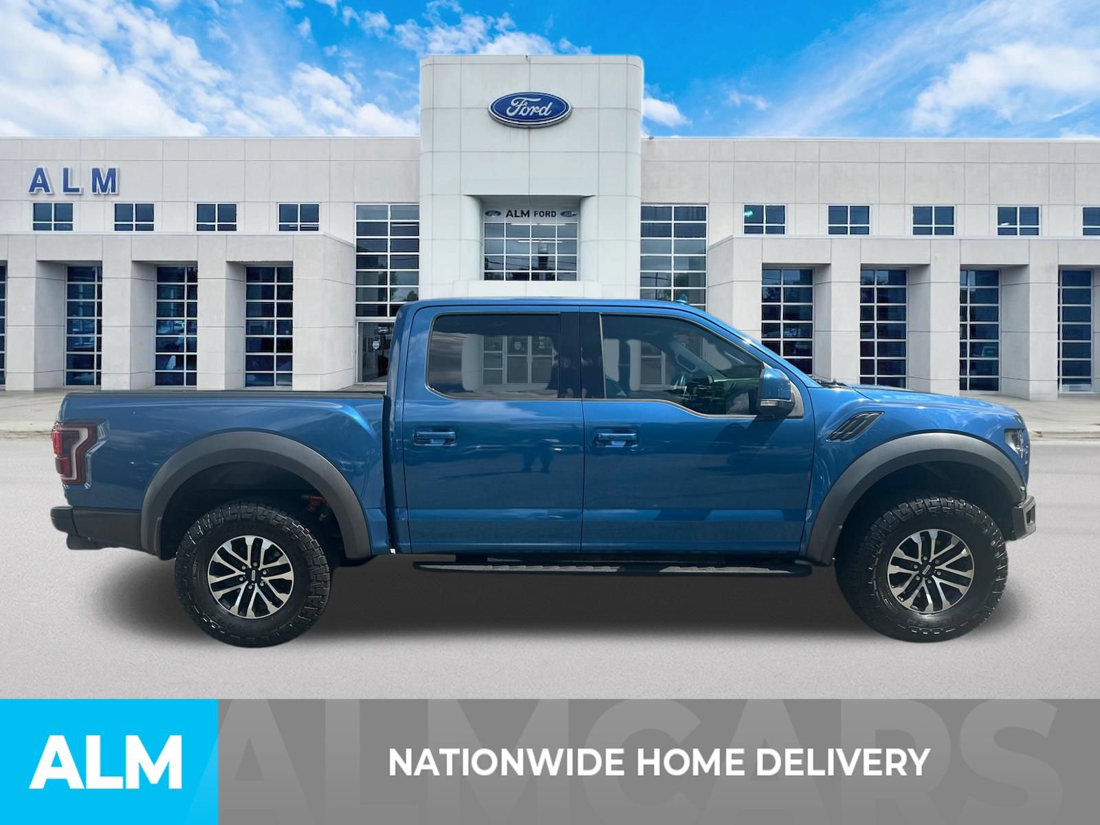 Certified 2020 Ford F150 Raptor w/ Equipment Group 802A Luxury AWD/4WD image 4