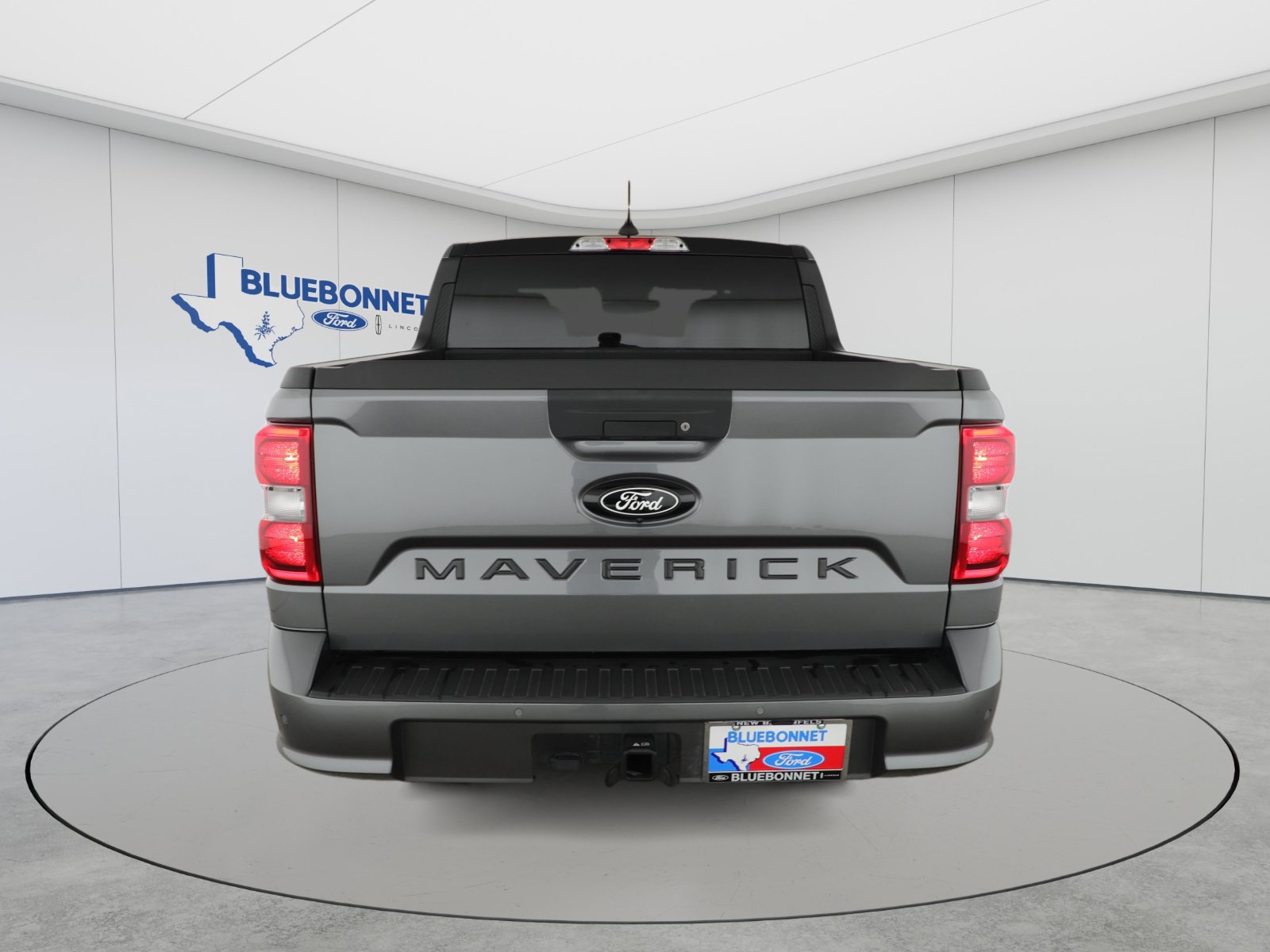 Certified 2025 Ford Maverick Lobo AWD/4WD image 4