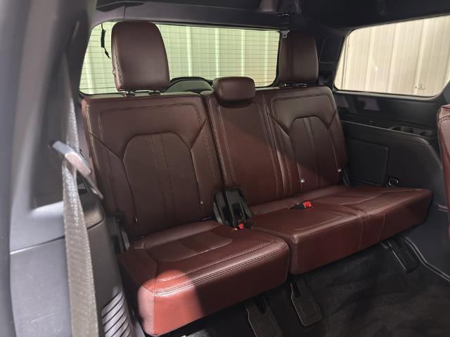 Certified 2022 Ford Expedition Limited image 33