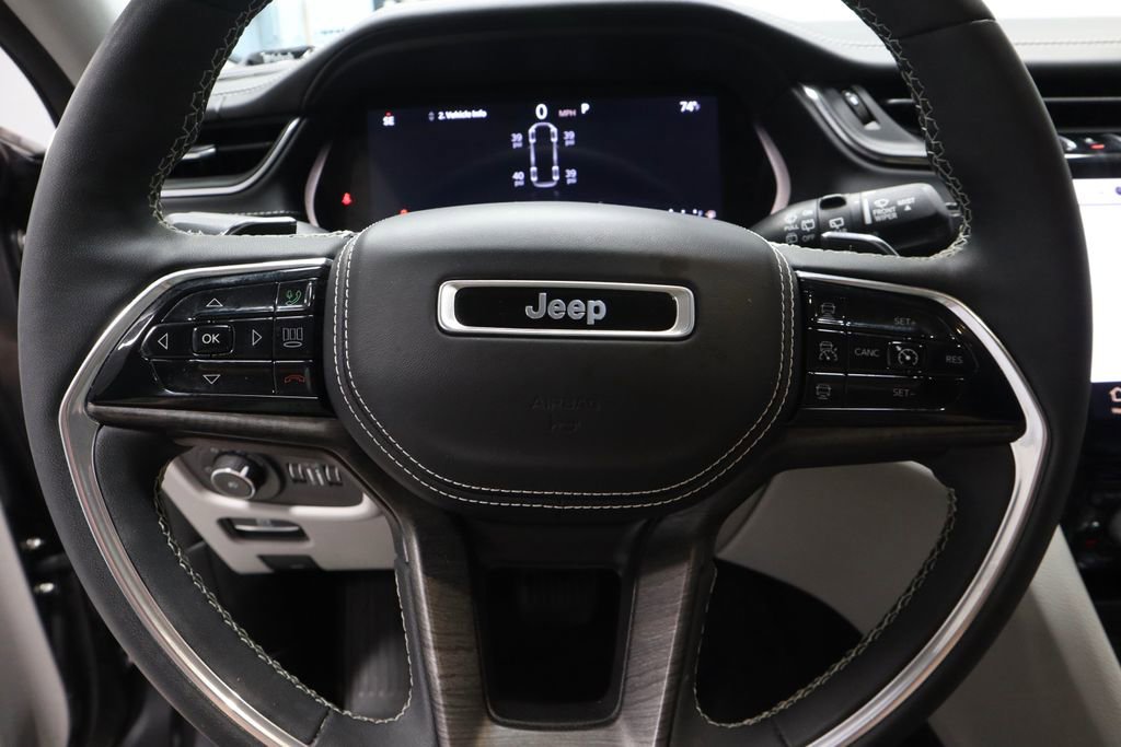 Used 2023 Jeep Grand Cherokee L Overland image 35