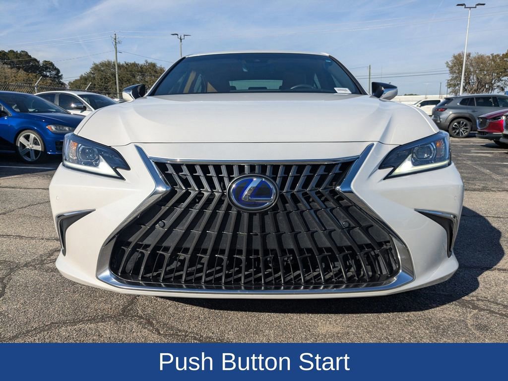 Used 2022 Lexus ES 300h w/ Premium Package FWD image 9