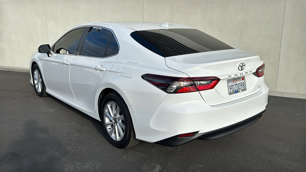 Used 2023 Toyota Camry LE image 4