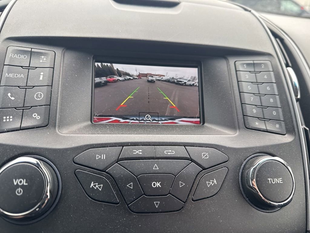 Certified 2019 Ford Edge SE image 18