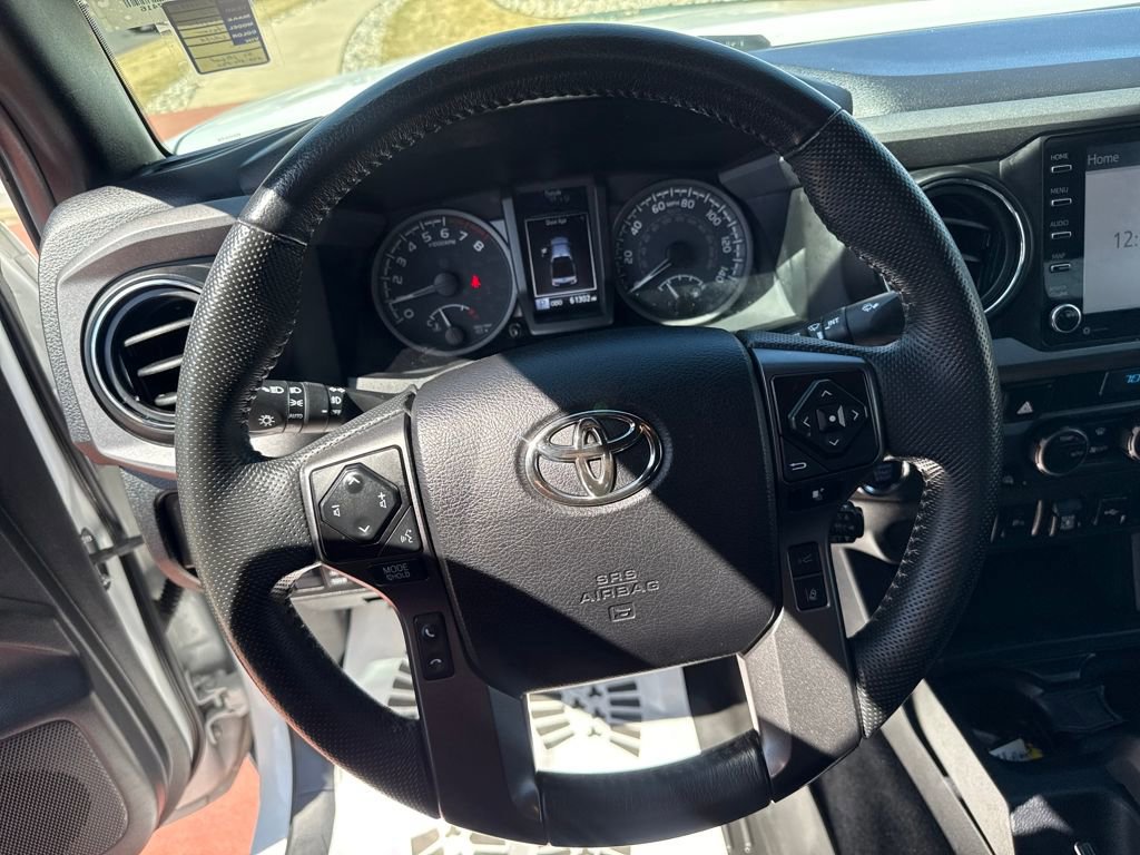 Used 2022 Toyota Tacoma TRD Off-Road w/ Technology Package image 17