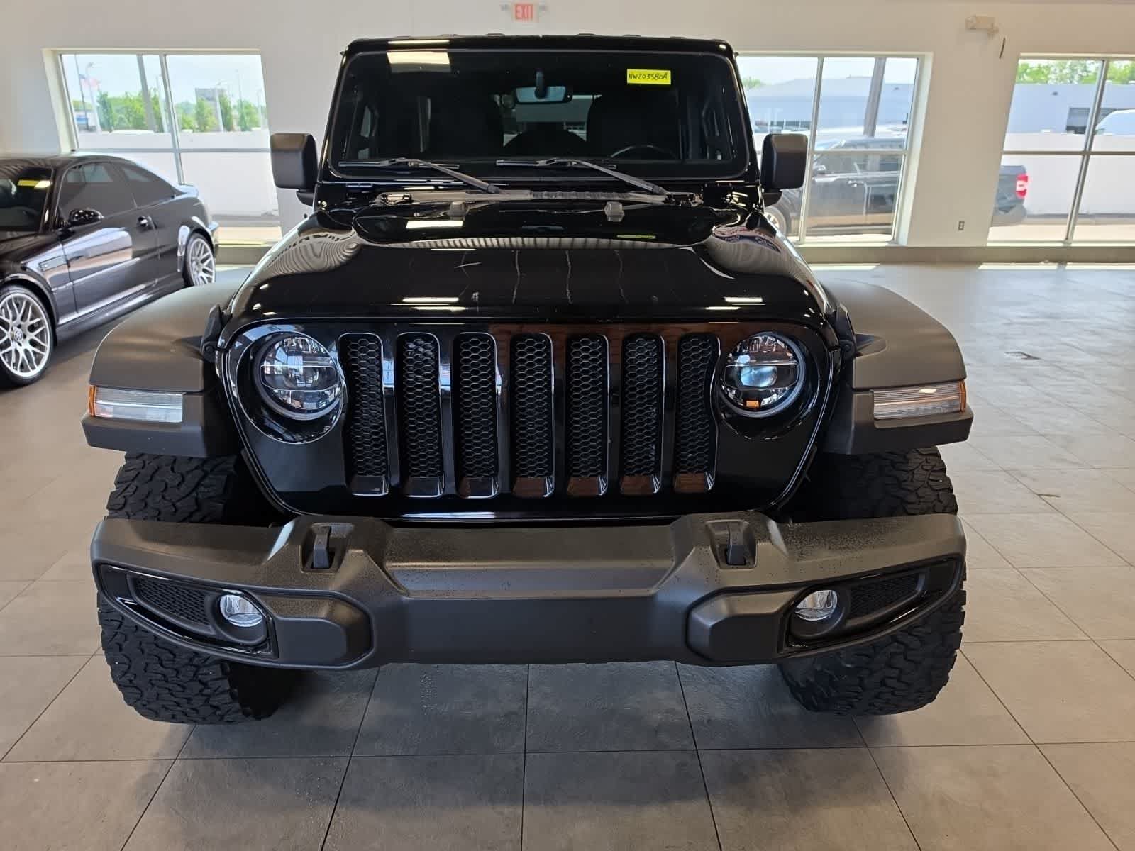 Used 2022 Jeep Wrangler Unlimited Sport AWD/4WD image 3