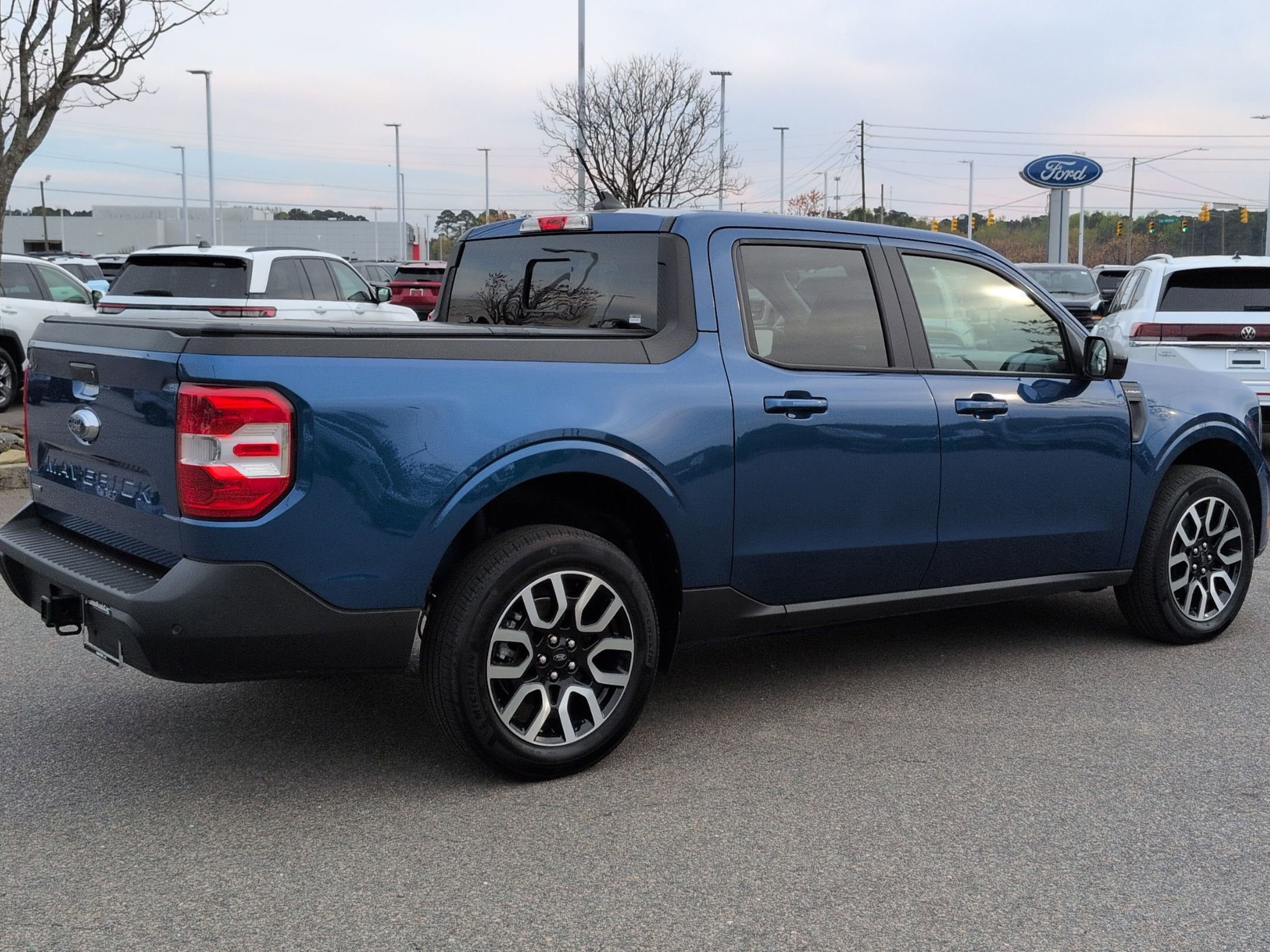 Certified 2024 Ford Maverick Lariat image 5