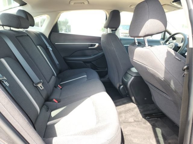 Used 2025 Hyundai Sonata SEL FWD image 16