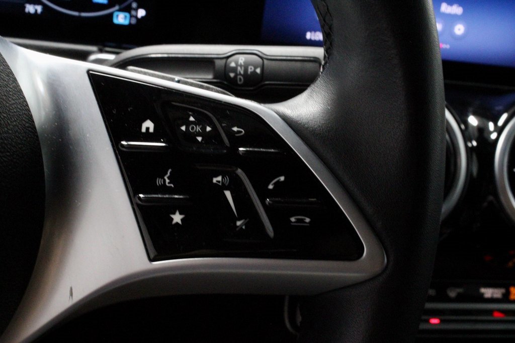 Used 2025 Mercedes-Benz GLB 250 GLB 250 image 29