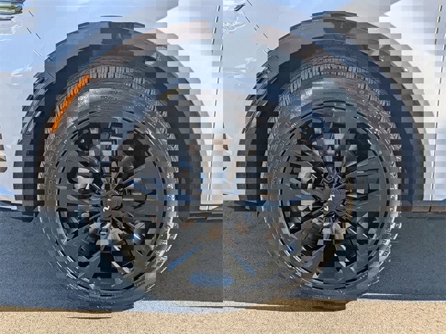 Used 2023 Kia Sorento SX image 35