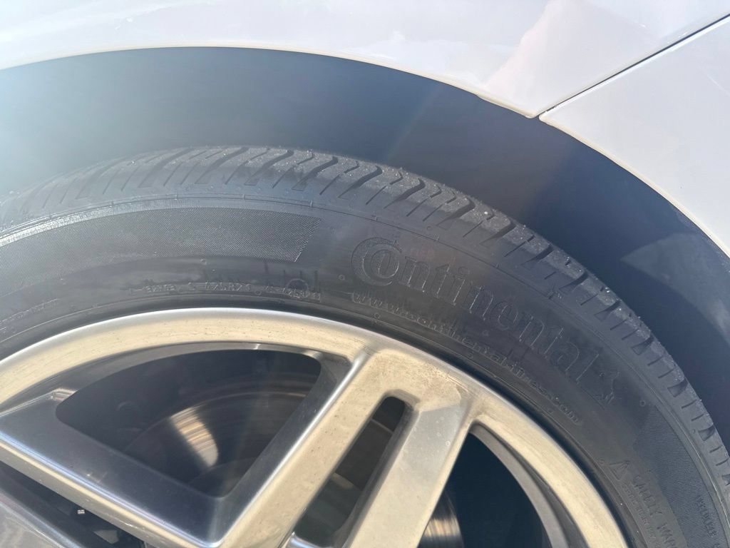 Certified 2024 Ford Mustang Coupe RWD image 6