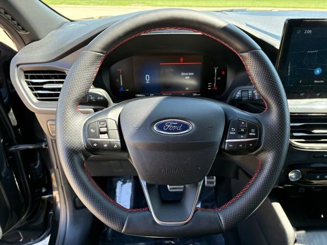 Certified 2024 Ford Escape ST-Line w/ Tech Pack #1 AWD/4WD image 14