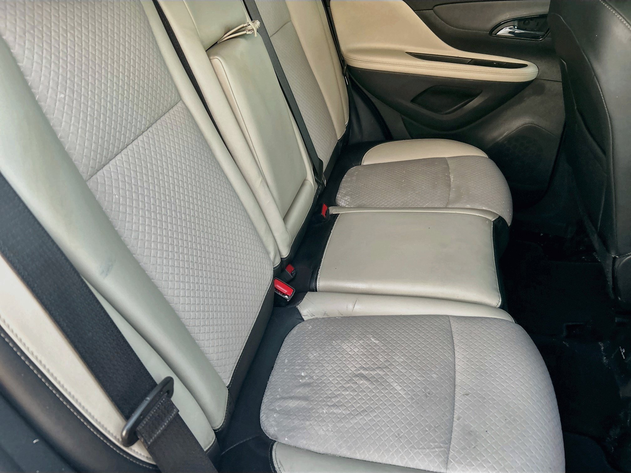 Used 2022 Buick Encore Preferred w/ Safety Package AWD/4WD image 25