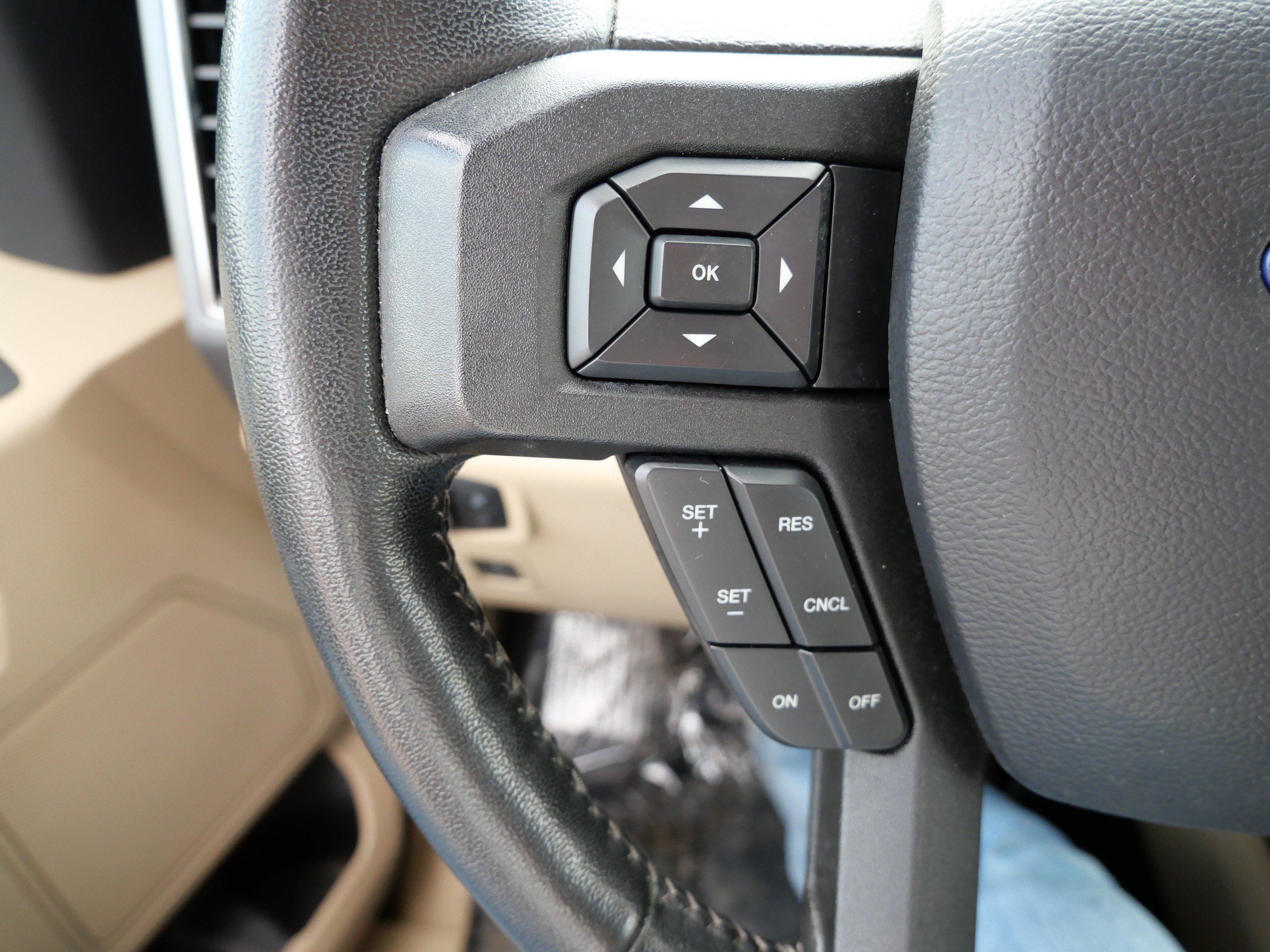 Certified 2018 Ford F150 XLT w/ Equipment Group 302A Luxury AWD/4WD image 29