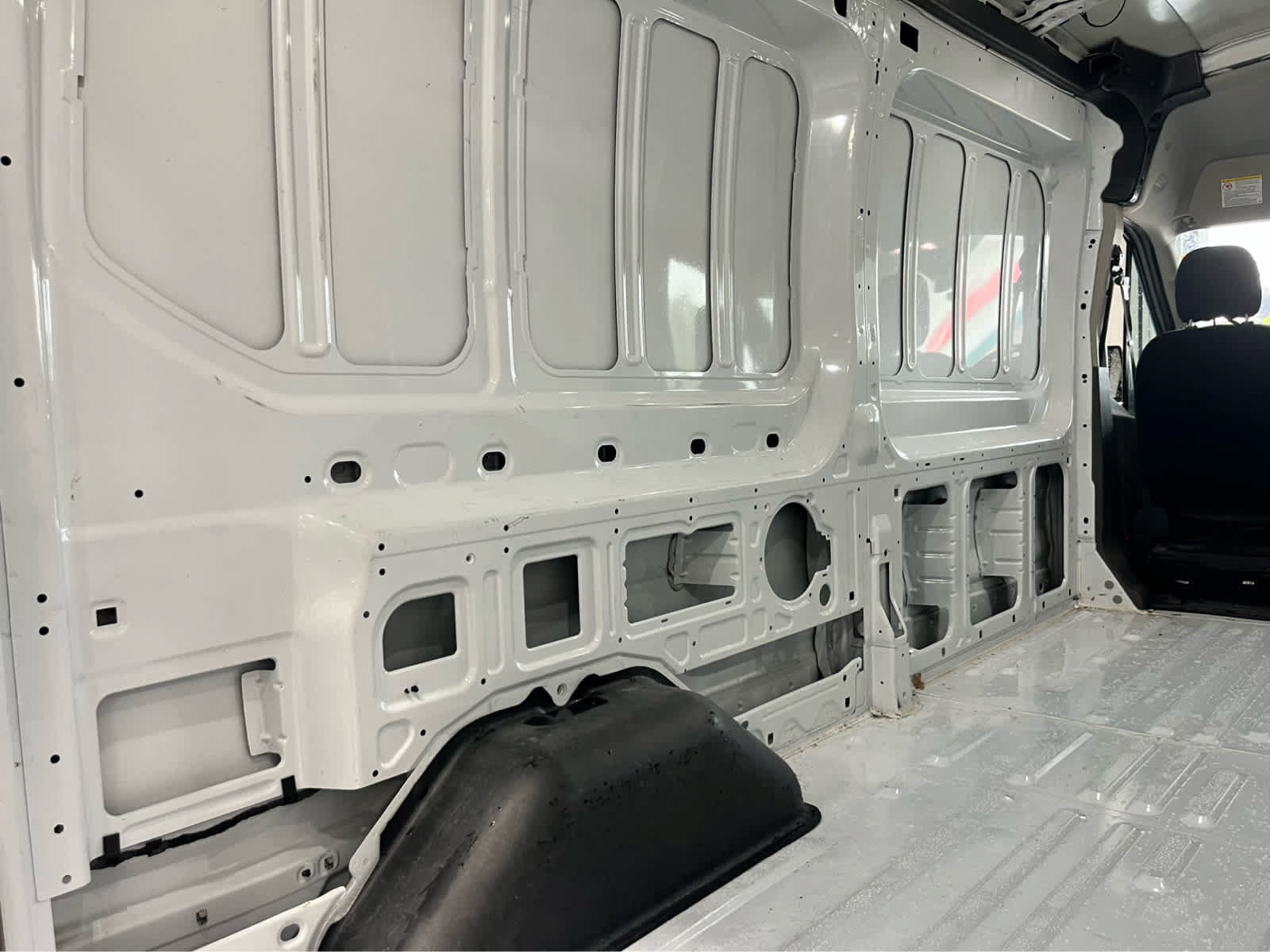Certified 2024 Ford Transit 250 148 Medium Roof RWD image 31