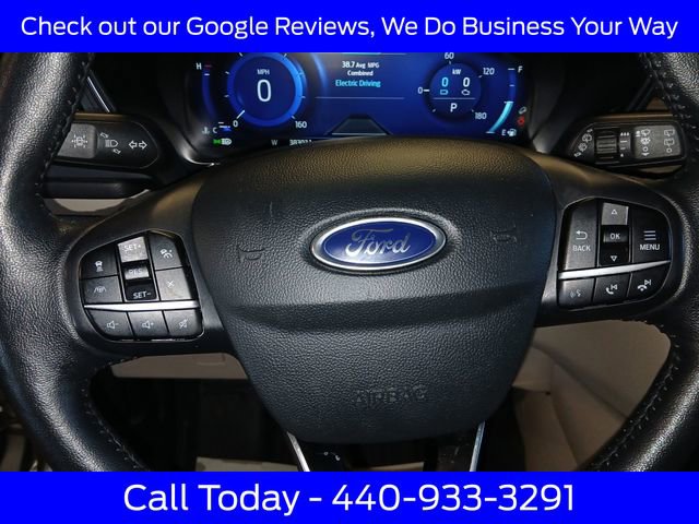 Certified 2020 Ford Escape Titanium AWD/4WD image 23