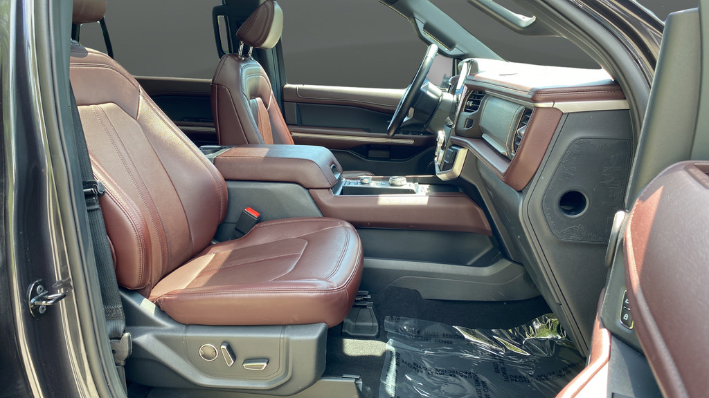 Certified 2024 Ford Expedition Max Limited AWD/4WD image 25