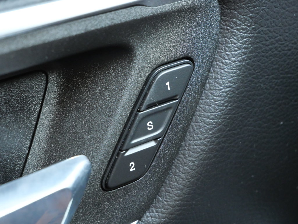 Used 2023 RAM 1500 Laramie AWD/4WD image 29