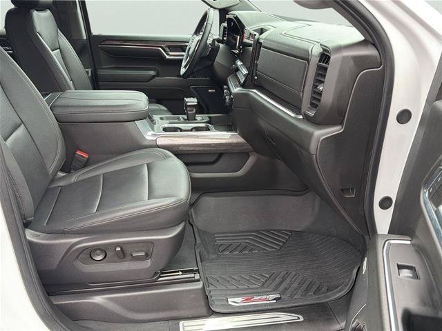 Used 2024 Chevrolet Silverado 1500 LTZ AWD/4WD image 15