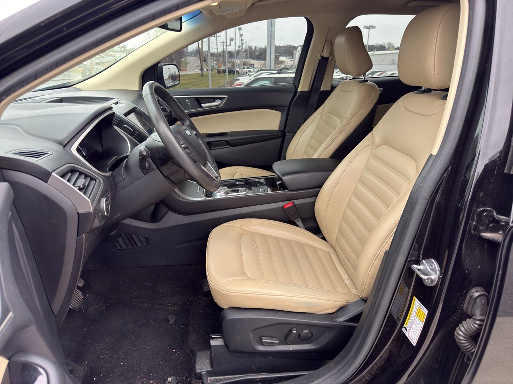 Certified 2020 Ford Edge SEL w/ Convenience Package image 13