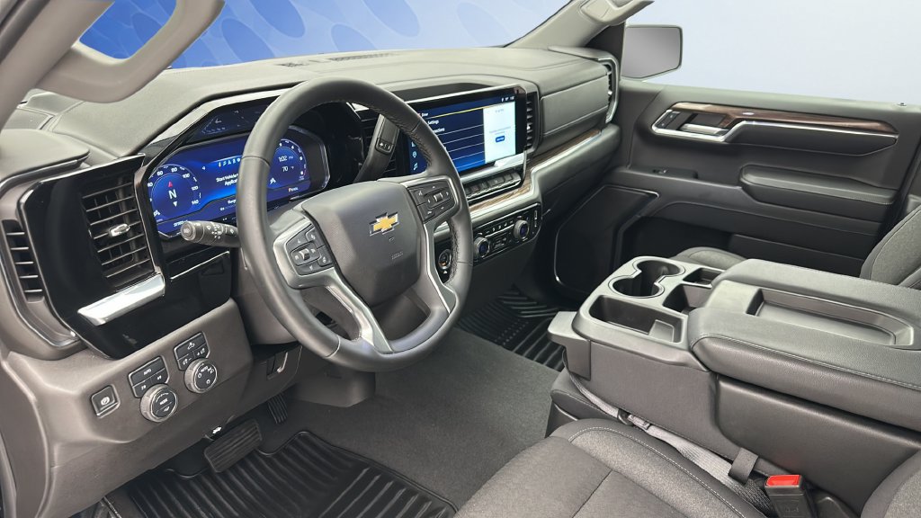 Used 2024 Chevrolet Silverado 1500 LT AWD/4WD image 12