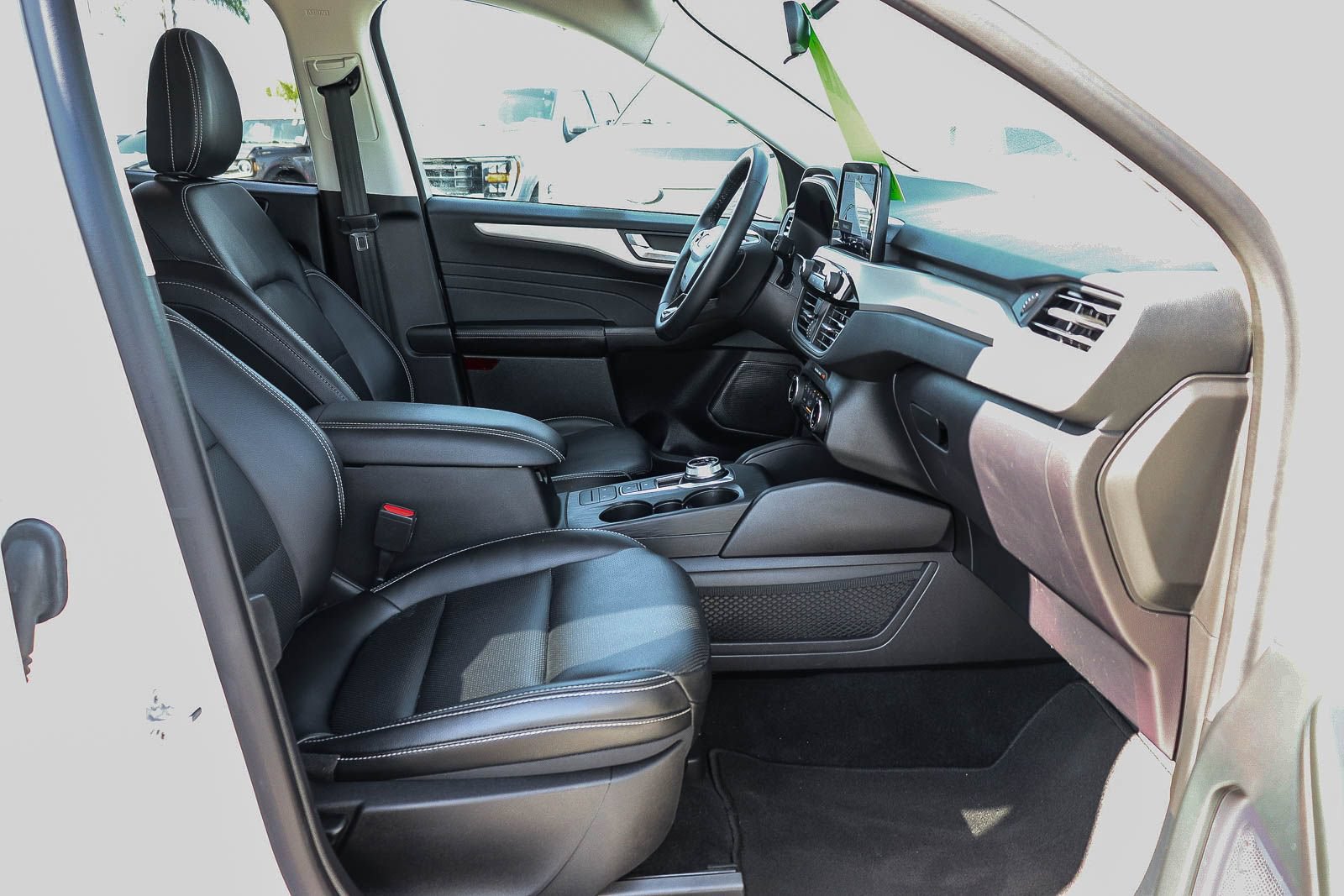 Certified 2022 Ford Escape SEL FWD image 16