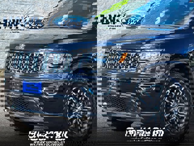 Used 2018 Jeep Grand Cherokee Limited image 2