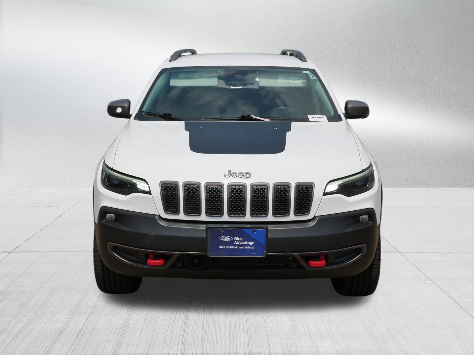 Used 2021 Jeep Cherokee Trailhawk AWD/4WD image 2