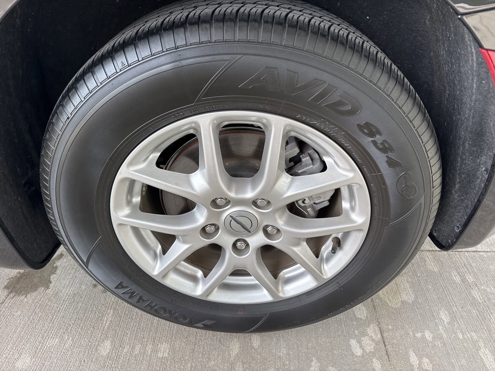 Used 2024 Chrysler Pacifica Touring-L image 18