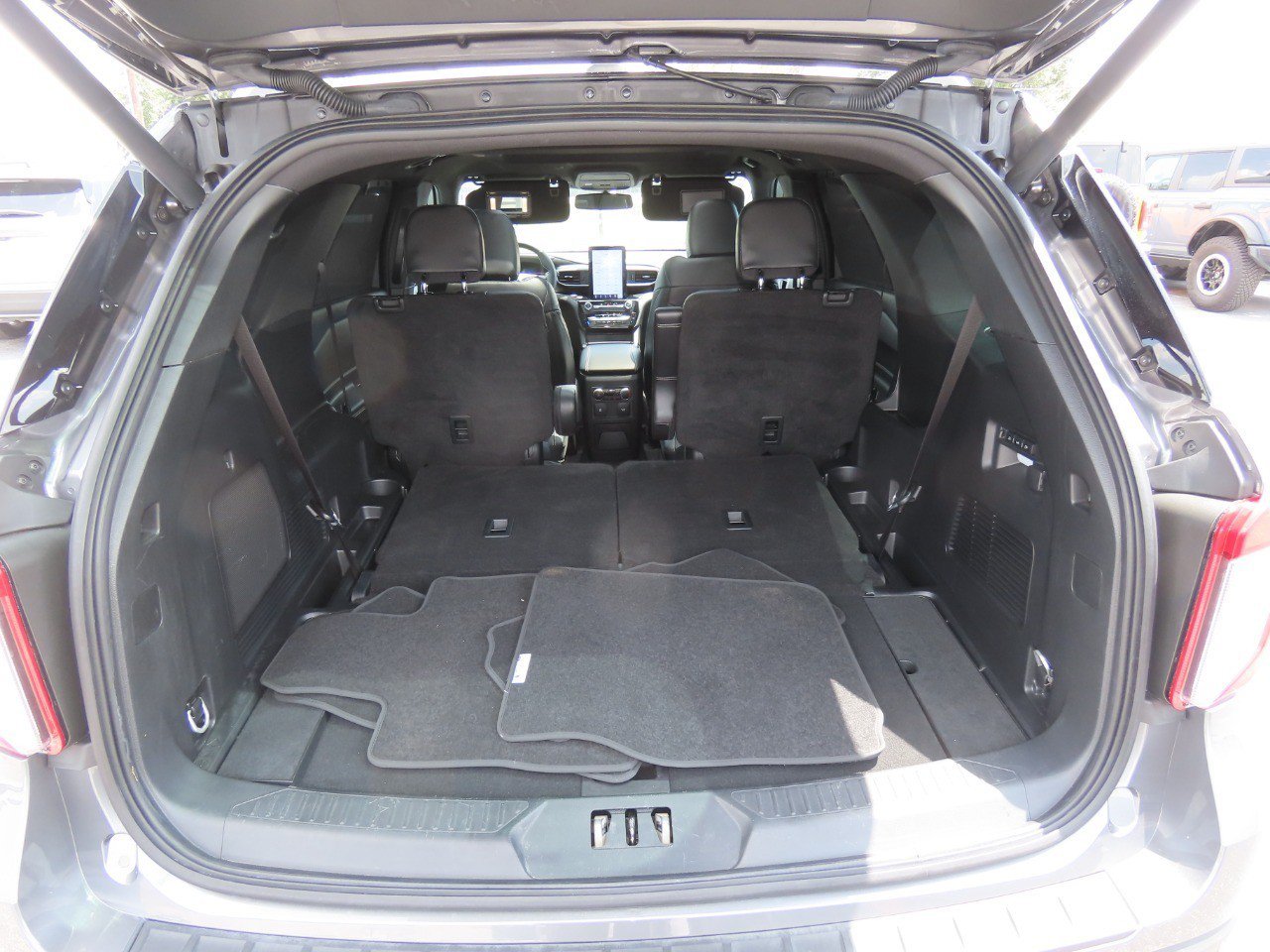 Certified 2023 Ford Explorer ST w/ Equipment Group 401A AWD/4WD image 12