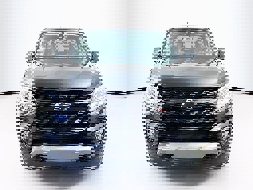 Used 2021 Chevrolet Colorado Z71 w/ Z71 Midnight Edition image 8