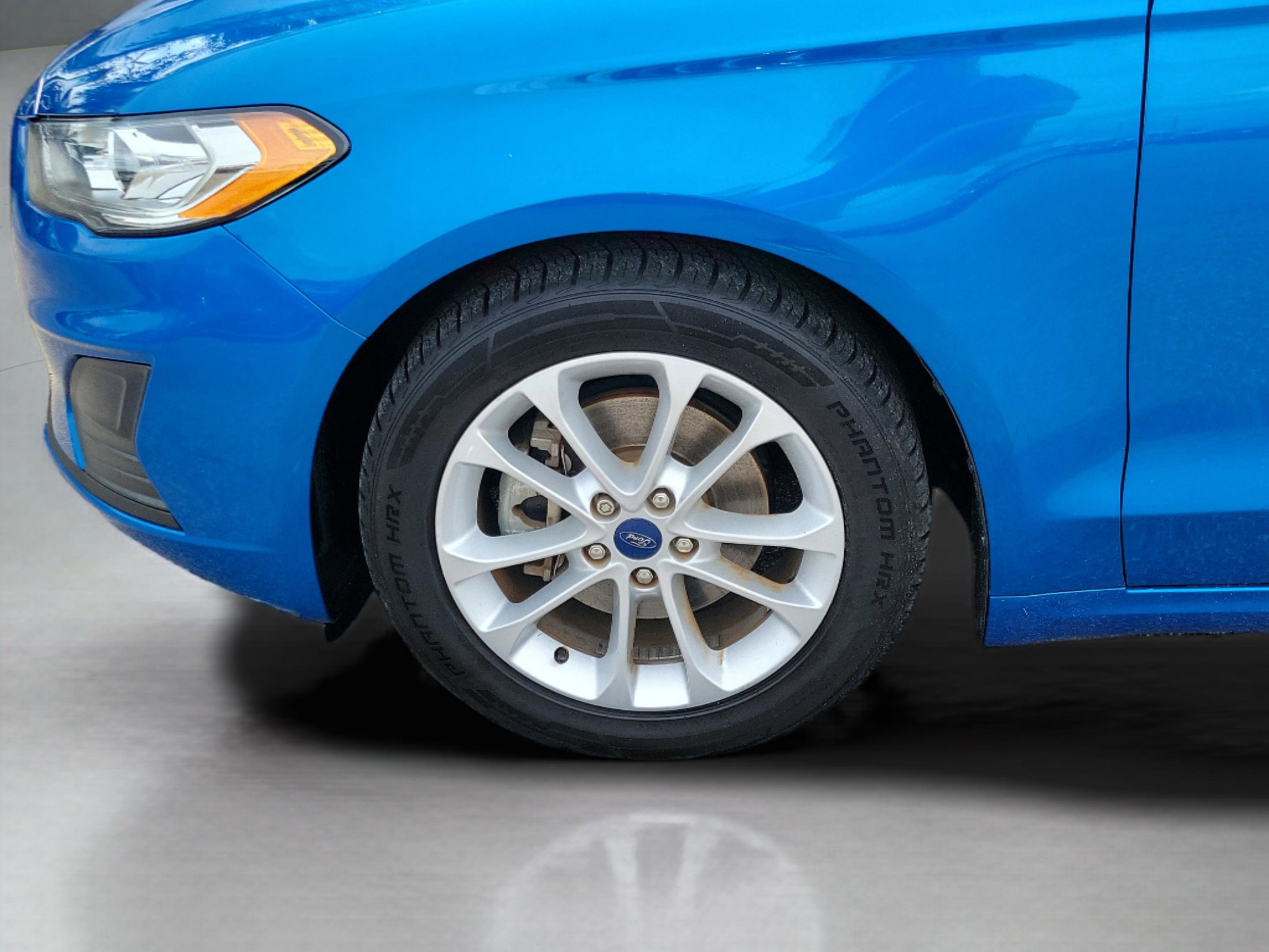 Certified 2020 Ford Fusion SE FWD image 33