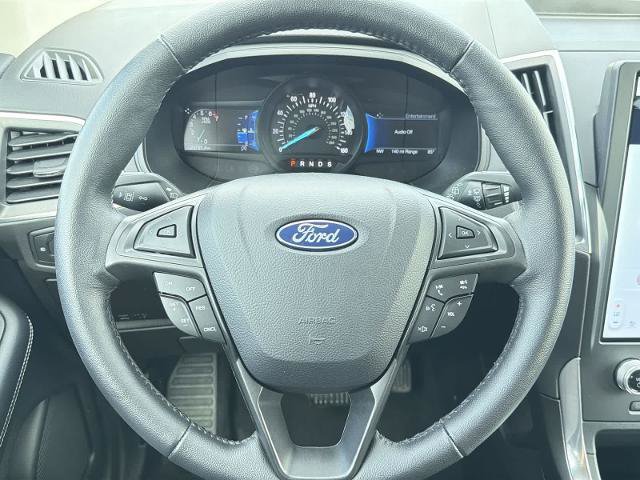 Certified 2022 Ford Edge Titanium AWD/4WD image 22