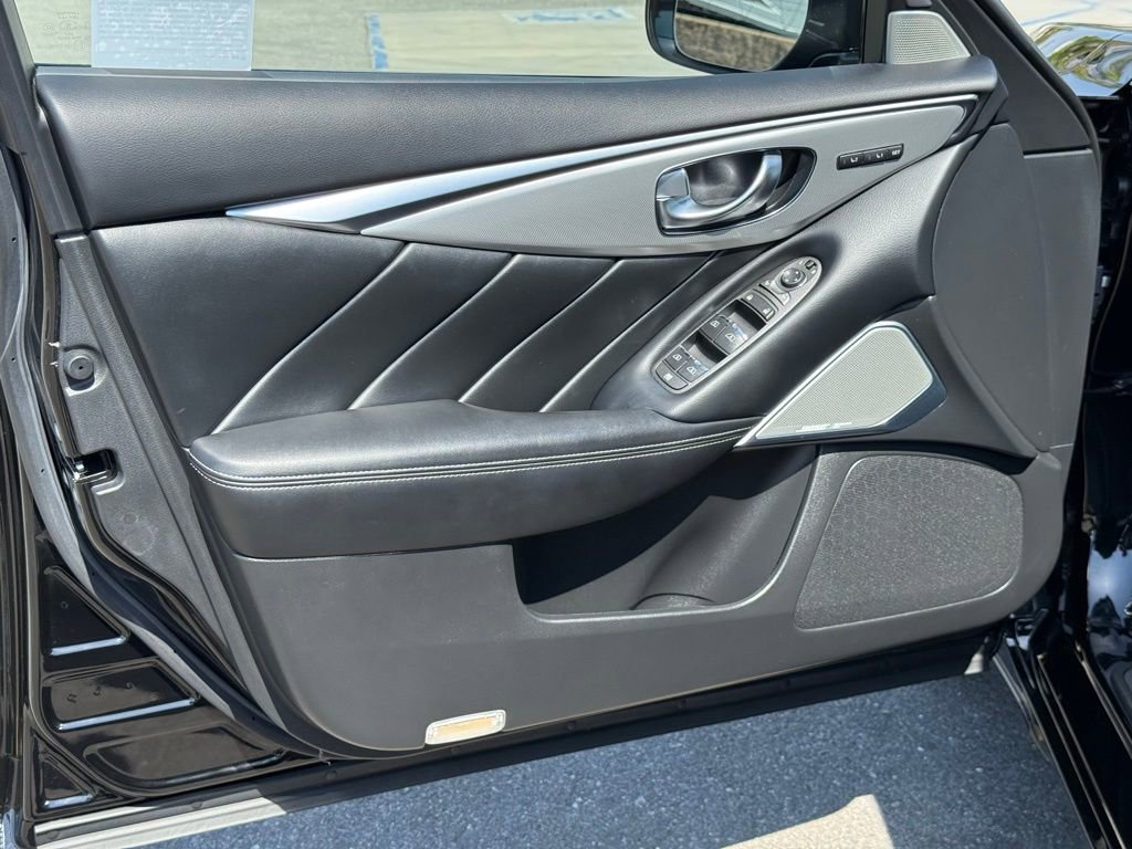 Used 2023 INFINITI Q50 Luxe w/ Cargo Package RWD image 15