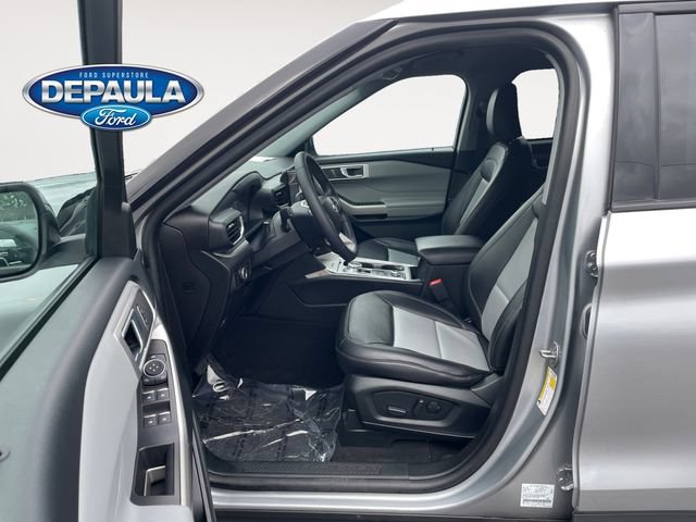 Certified 2023 Ford Explorer XLT w/ Equipment Group 202A AWD/4WD image 11