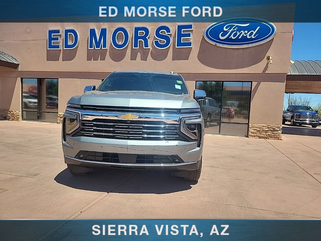 Used 2025 Chevrolet Tahoe Premier w/ Sun And Tow Package AWD/4WD image 1