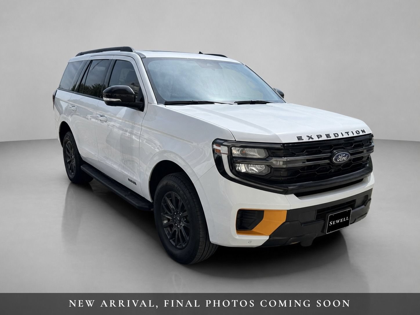 Certified 2025 Ford Expedition Tremor AWD/4WD image 1