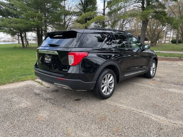 Certified 2024 Ford Explorer XLT w/ Equipment Group 202A AWD/4WD image 10