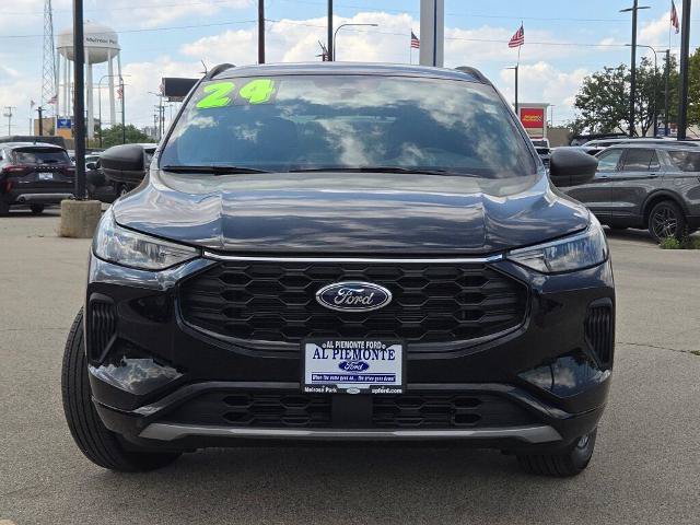 Certified 2024 Ford Escape ST-Line w/ Tech Pack #1 AWD/4WD image 2