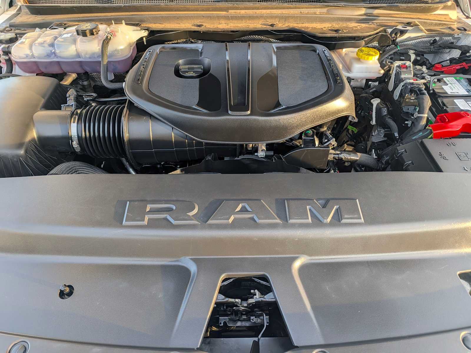 Used 2025 RAM 1500 Laramie w/ Bed Utility Group AWD/4WD image 13