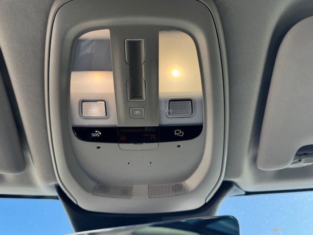 Used 2024 Volvo XC60 B5 Core image 18