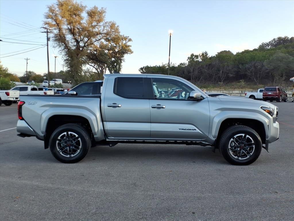 Used 2024 Toyota Tacoma TRD Sport image 4