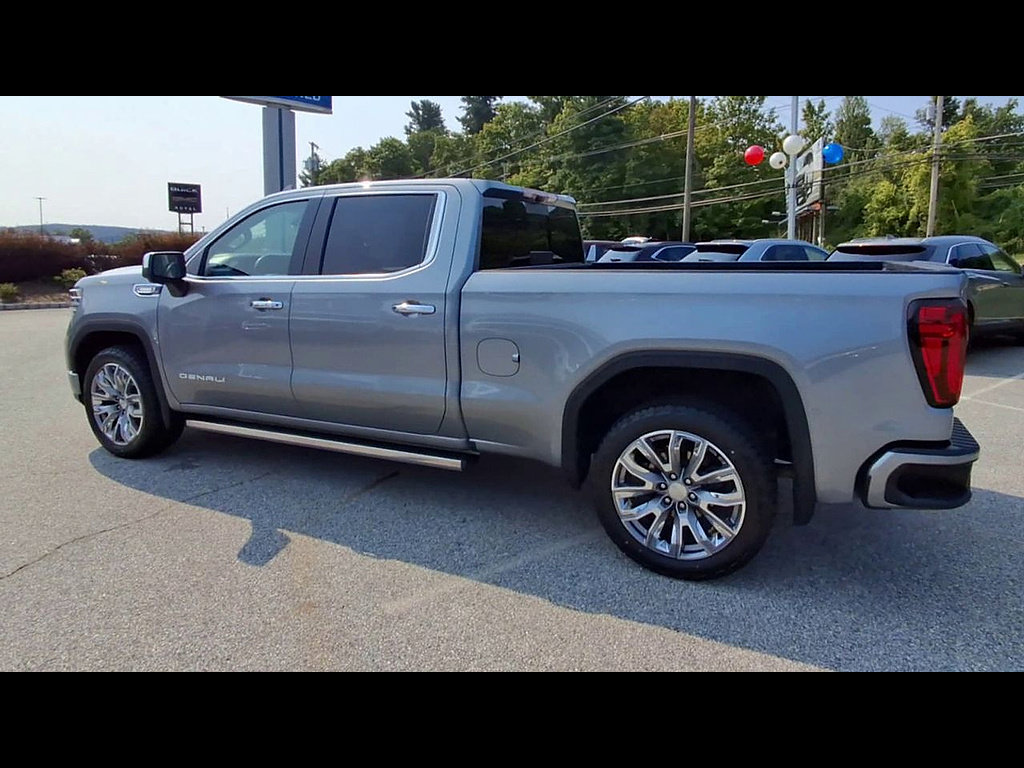 Used 2025 GMC Sierra 1500 Denali w/ Denali Reserve Package AWD/4WD image 6